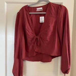 NWT UO Tie front top